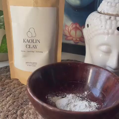 Kaolin Clay – Gentle Detox for Sensitive Skin